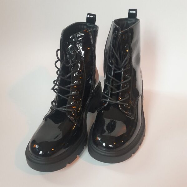 Catwalk shoe's size 42